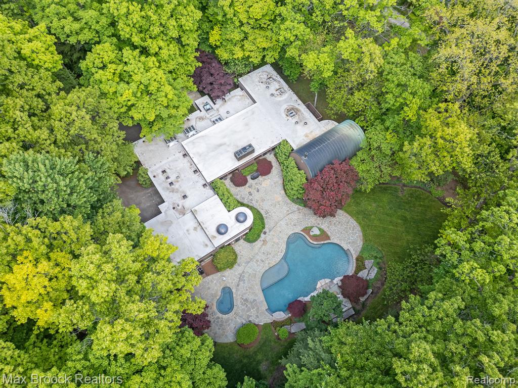 5130 Deep Wood Road, Bloomfield Hills, MI 48302 — Photo 2