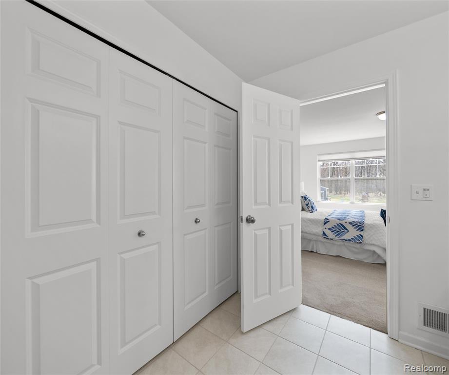 6210 S Trailwoods Drive, Ann Arbor, MI 48103 — Photo 43