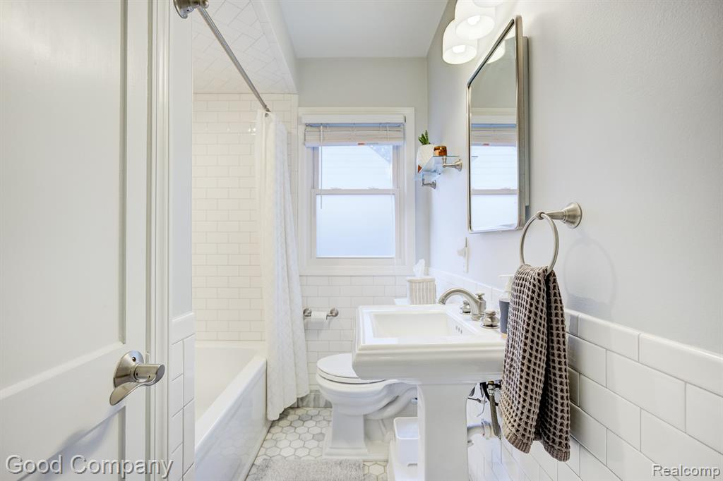 921 N Alexander Avenue, Royal Oak, MI 48067 — Photo 19