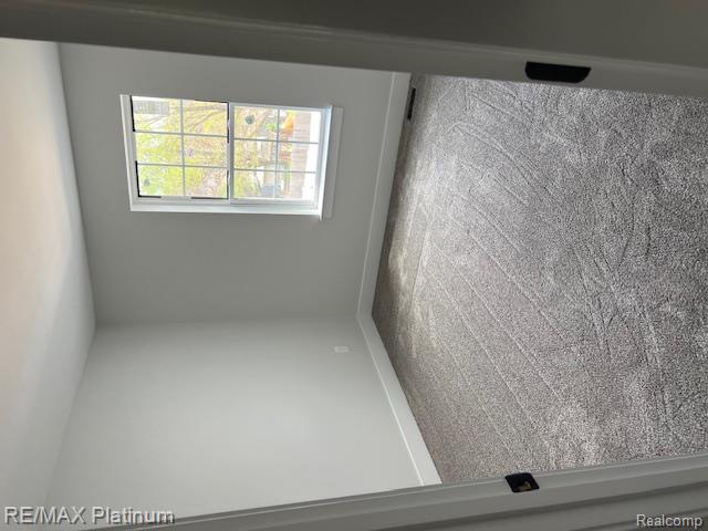 9400 Roland Drive, Brighton, MI 48116 — Photo 13