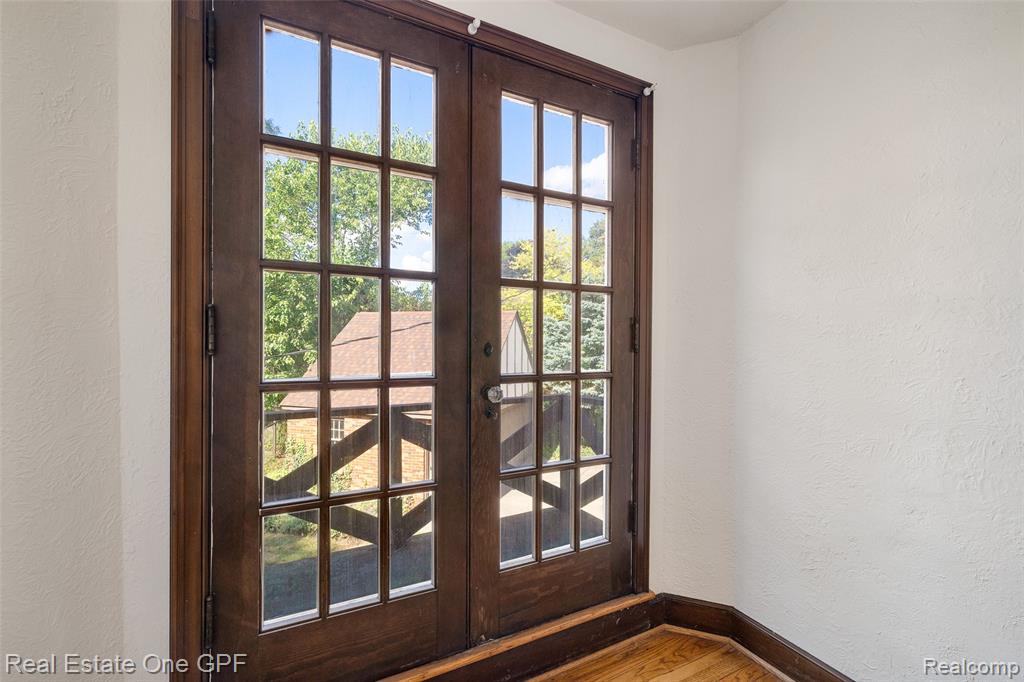 8032 Huntington Road, Huntington Woods, MI — Photo 18