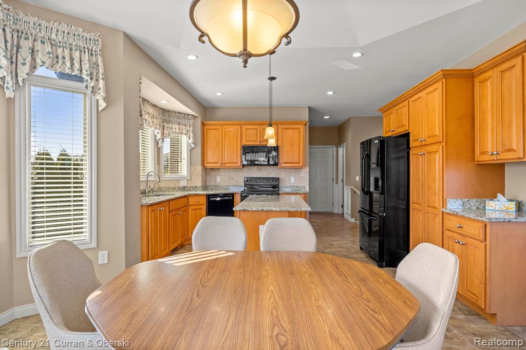 56546 CLEARSTONE Drive, Macomb, MI 48042 — Photo 12