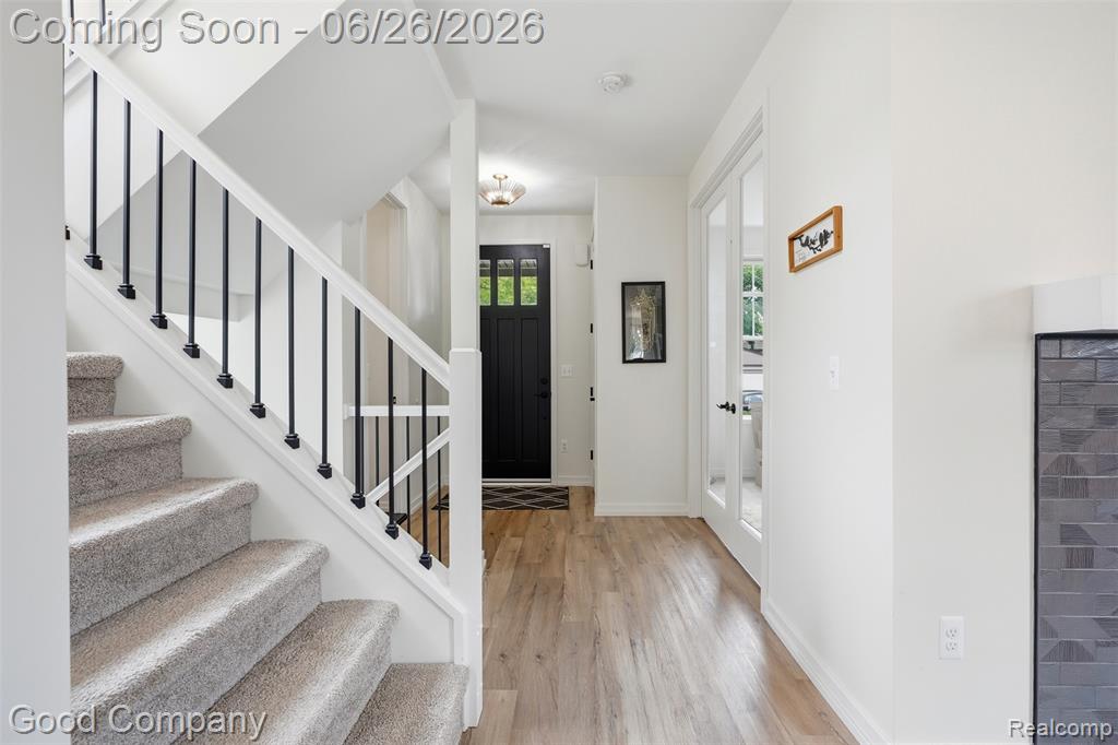 8431 Kenberton Drive, Oak Park, MI 48237 — Photo 19