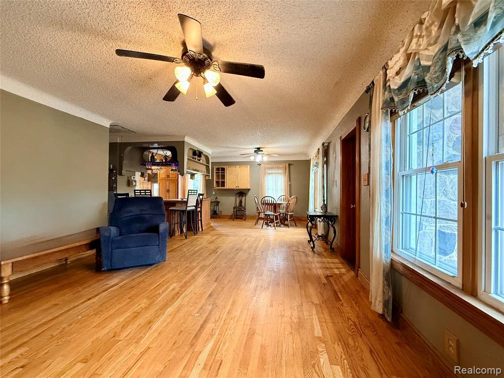 3194 S Vassar Road, Burton, MI 48519 — Photo 9