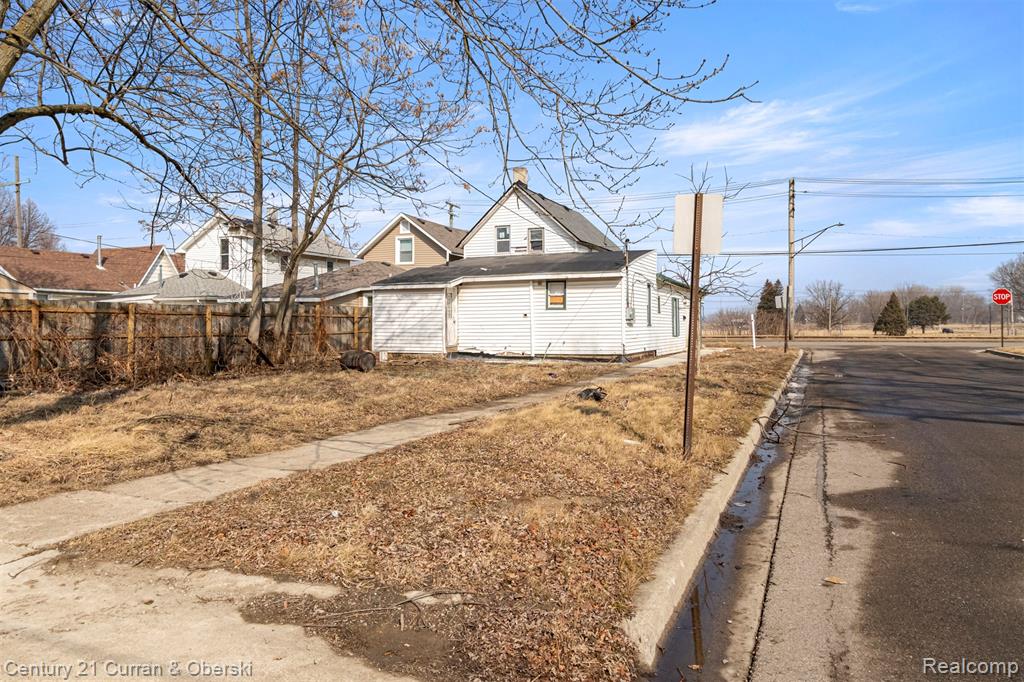 1270 E 1st Street, Monroe, MI 48161 — Photo 10
