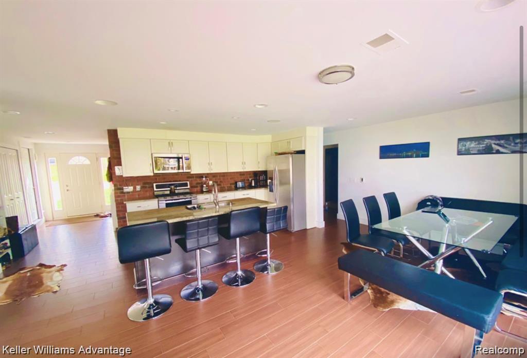 4066 Fieldview Avenue, West Bloomfield, MI 48324 — Photo 5