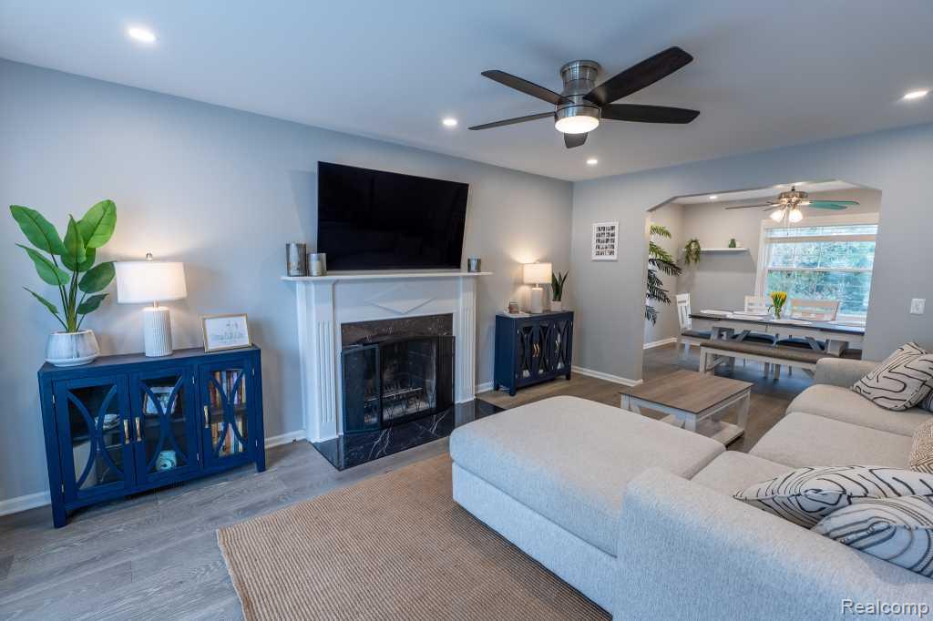 244 Gladwin Avenue, Commerce Twp, MI — Photo 6