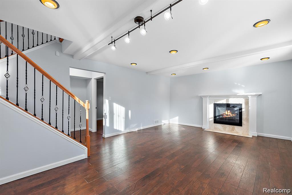 4058 Colonial Boulevard, Troy, MI 48085 — Photo 29