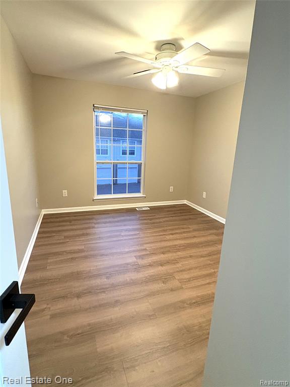 45679 Heather Ridge Drive, Macomb, MI 48044 — Photo 20