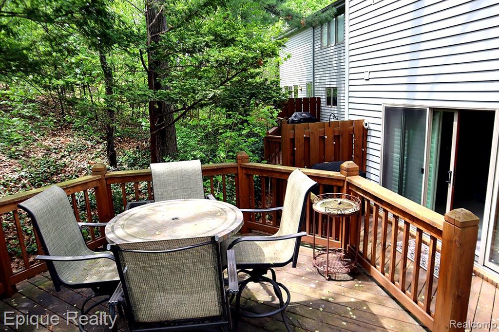6607 Ridgeview Drive, Clarkston, MI — Photo 5