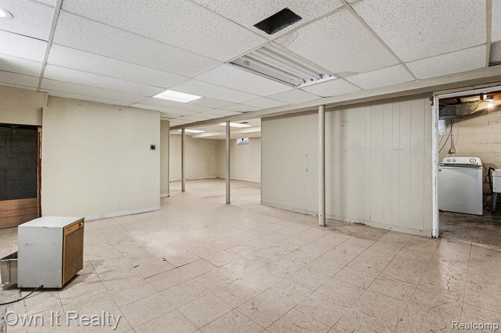 6791 Winthrop Street, Detroit, MI 48228 — Photo 21