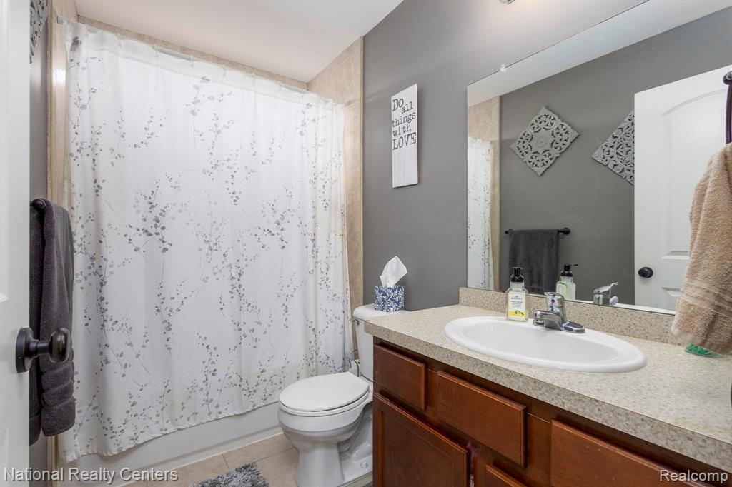 18 Wildrose Drive, White Lake, MI — Photo 25