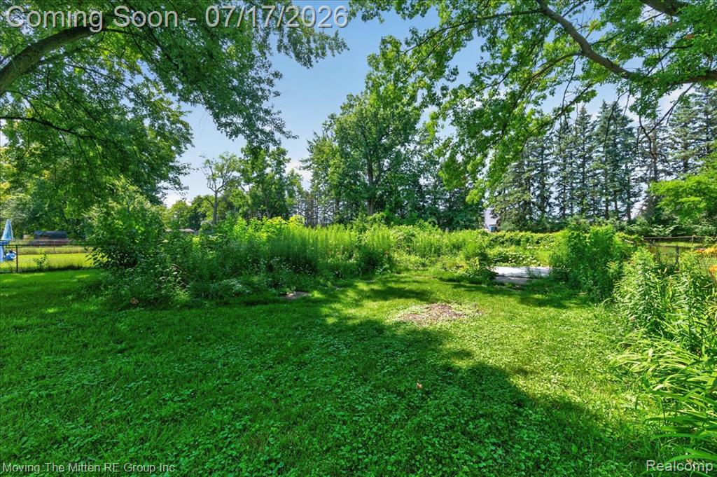 648 S Dowling Street, Westland, MI 48186 — Photo 42