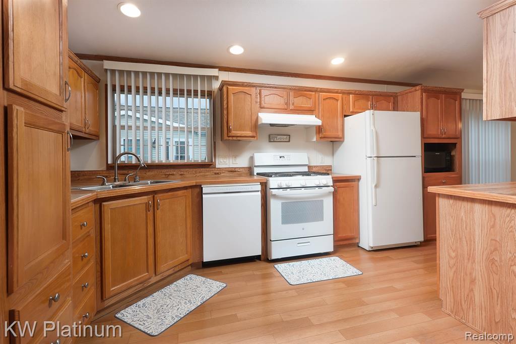 6140 S Branch Lane, Kimball, MI — Photo 8