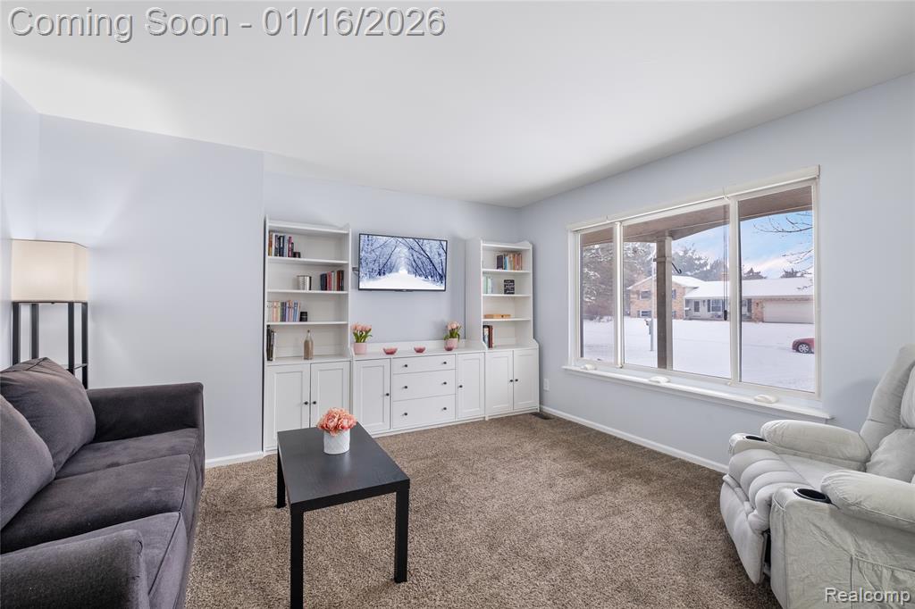 6315 McKenzie Drive, Flint, MI 48507 — Photo 4