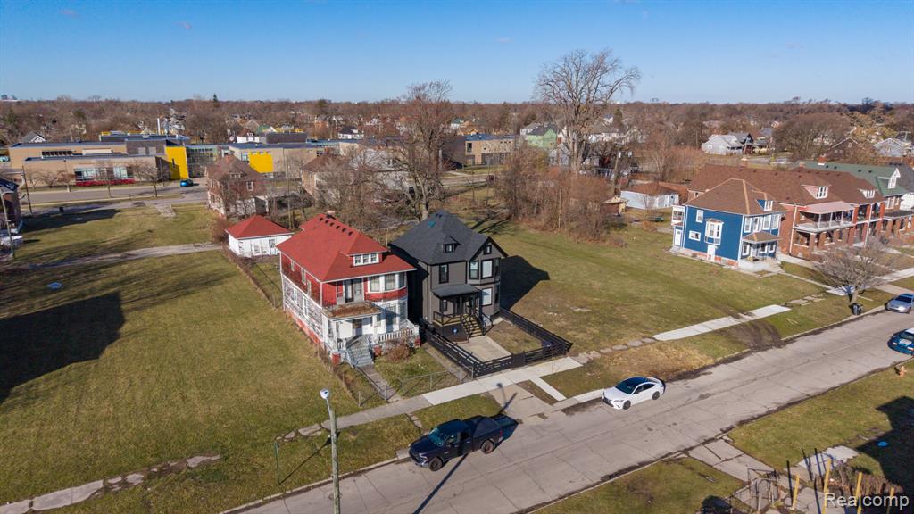 2575 Harding Street, Detroit, MI 48214 — Photo 33