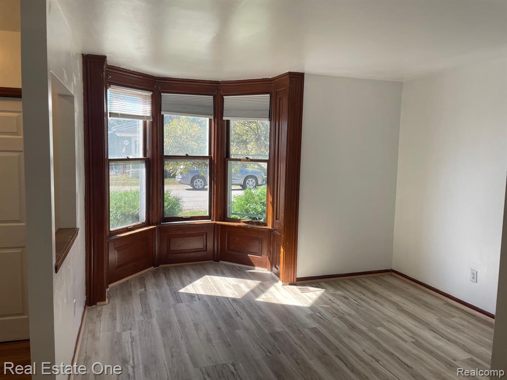 47 Pope Street, Lapeer, MI 48446 — Photo 9