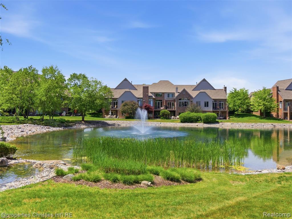 10822 Sparkling Waters Court, South Lyon, MI 48178 — Photo 65