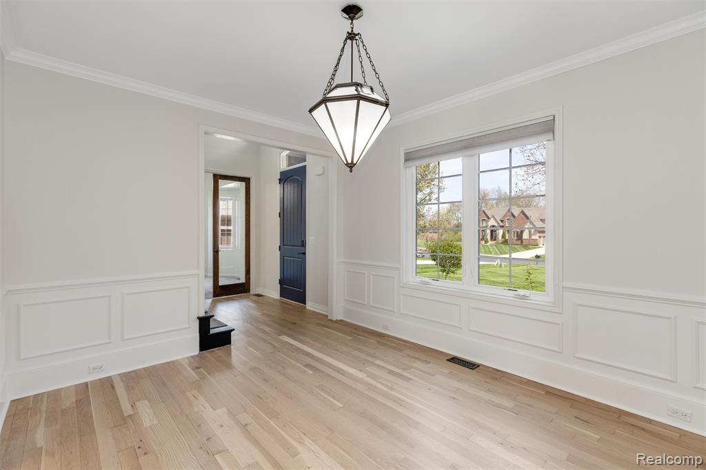 2862 Bay Hill Court, Oakland, MI — Photo 9
