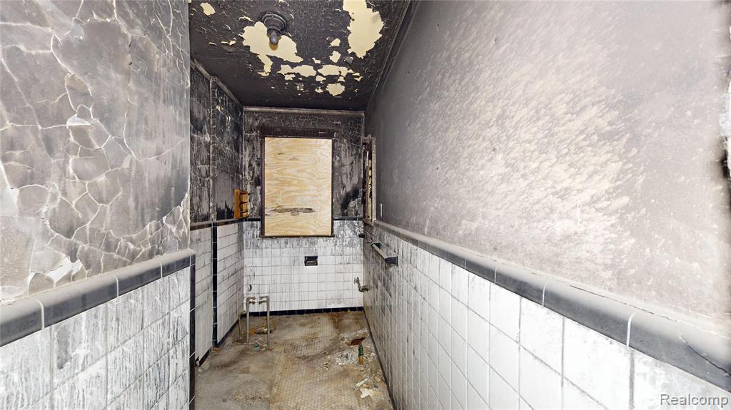 817 W Grand Boulevard, Detroit, MI 48216 — Photo 40