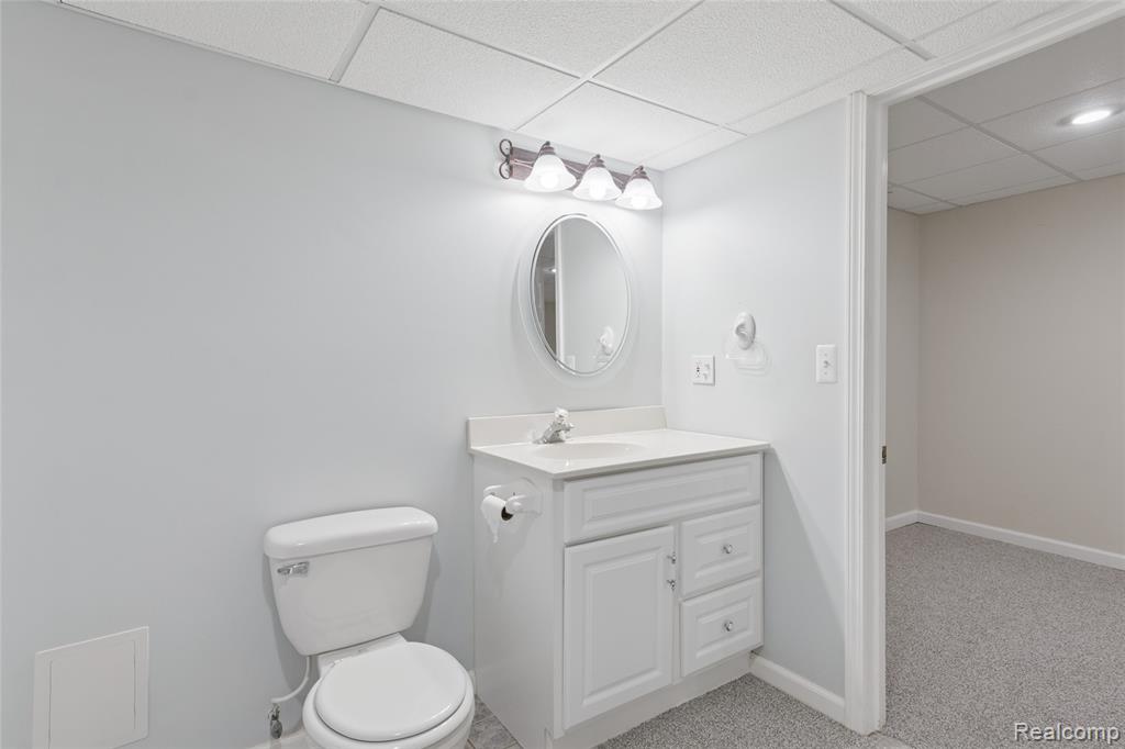 47691 Royal Pointe Drive, Canton, MI 48187 — Photo 45