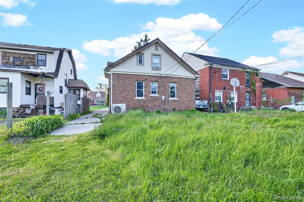 12716 Wilshire Drive, Detroit, MI 48213 — Photo 27