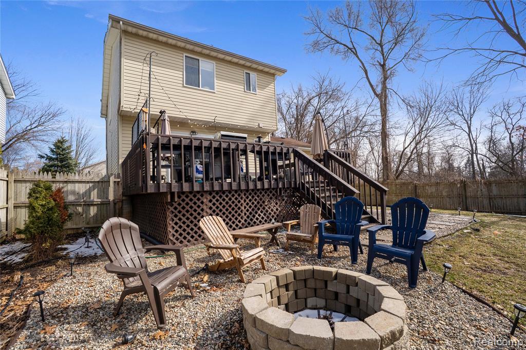 7093 Rolling Hills Drive, Waterford, MI 48327 — Photo 26