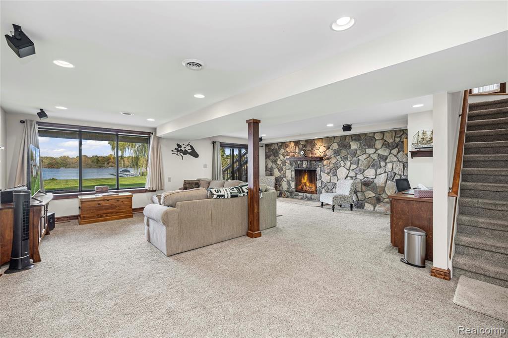9510 Beechcrest Street, White Lake, MI — Photo 24