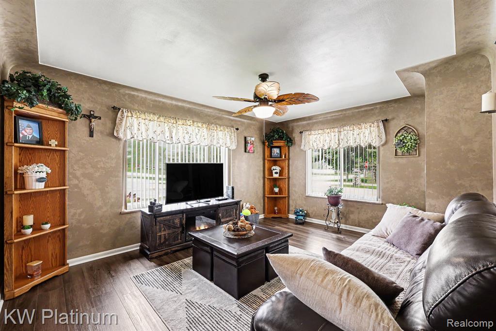 50895 Taylor Street, New Baltimore, MI 48047 — Photo 10