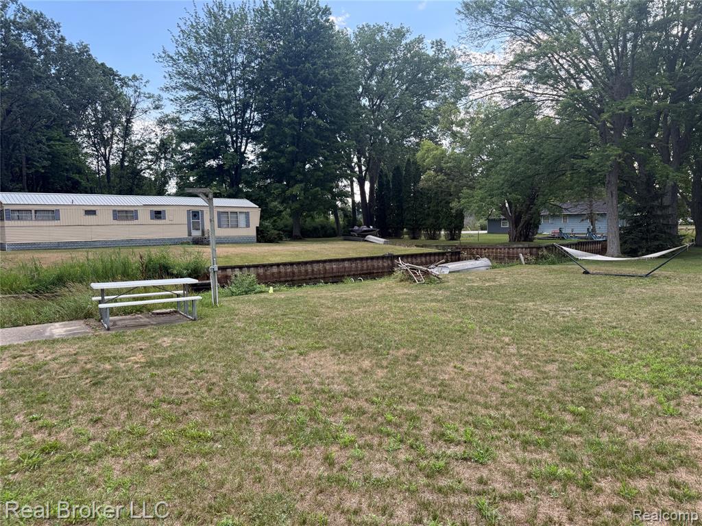 8637 Rowe Road, MI — Photo 24