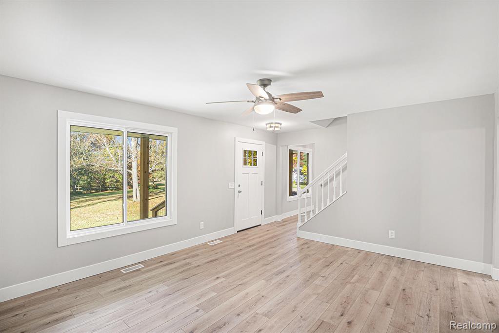 6280 Kim Court, Otter Lake, MI 48464 — Photo 7