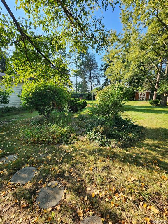 801 WORCHESTER Drive, Fenton, MI 48430 — Photo 7