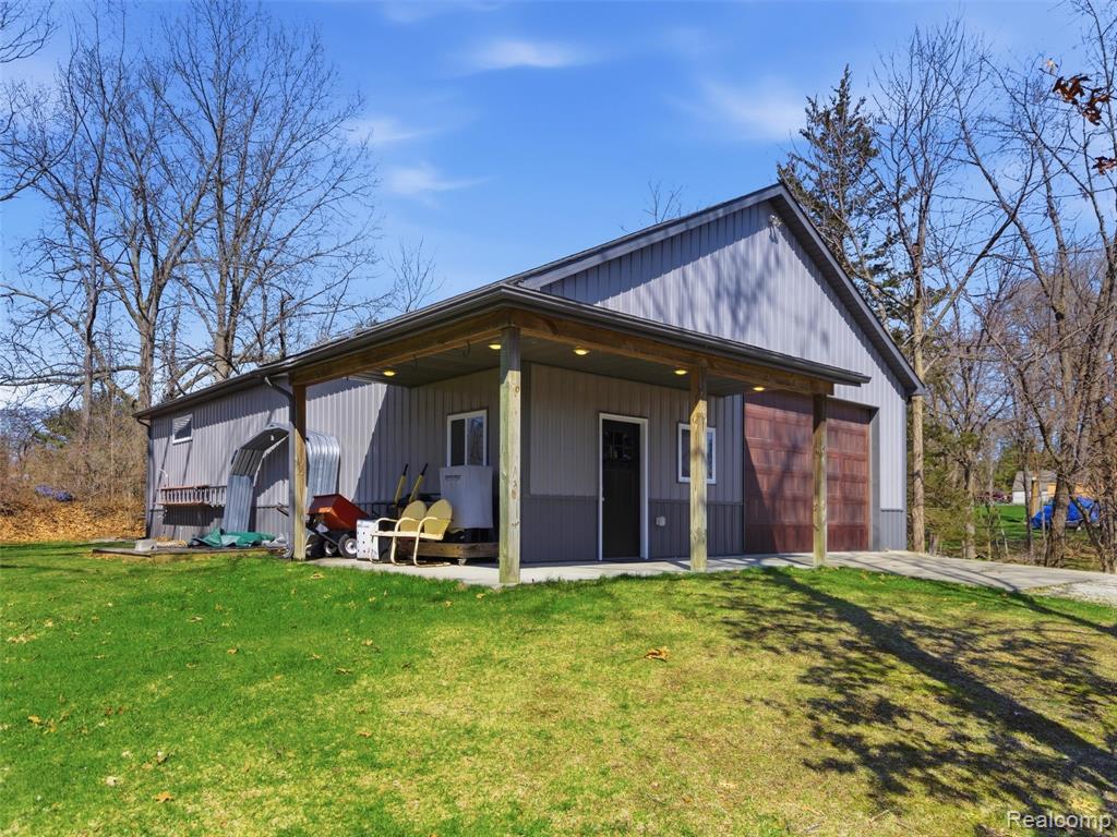 16475 Angle Drive, Linden, MI 48451 — Photo 32