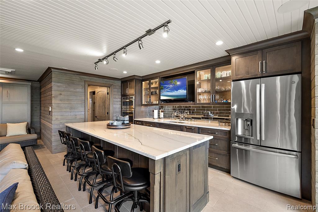 7428 Foxburg Court, Clarkston, MI, 48348