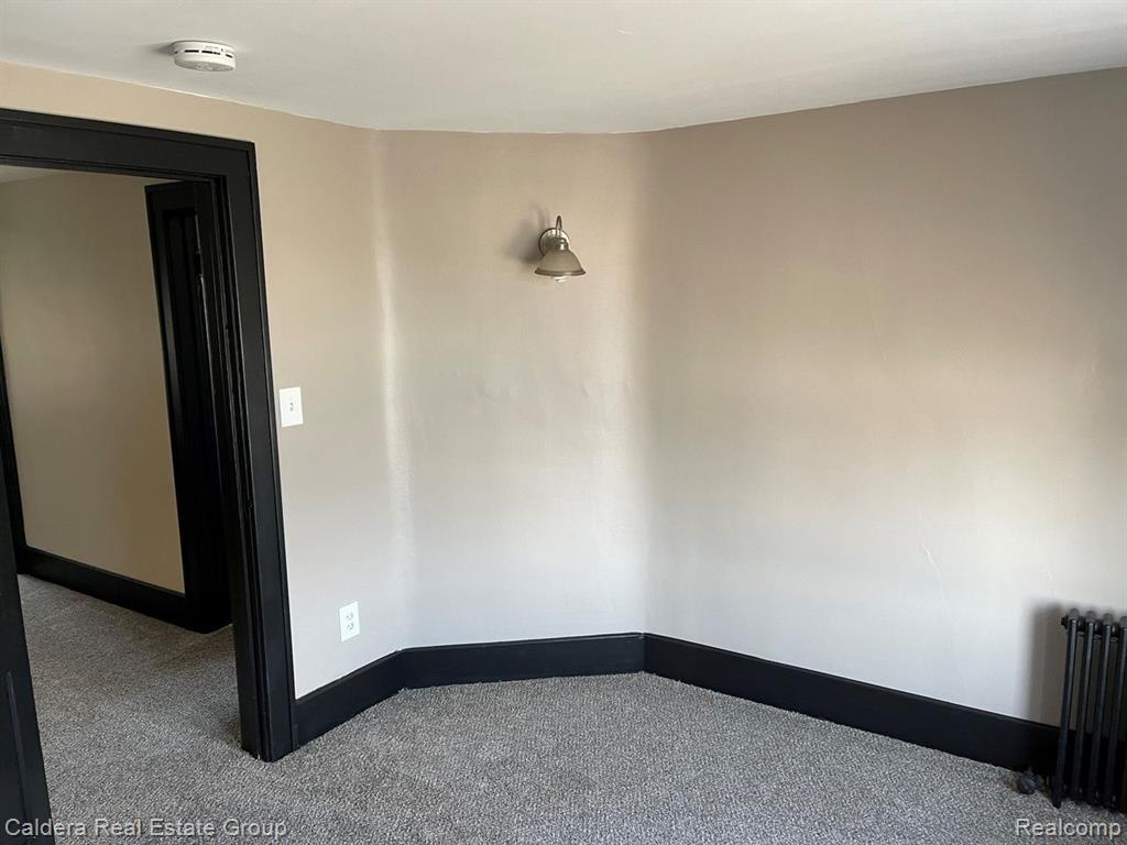 7888 CHAPOTON Street, Utica, MI 48317 — Photo 4