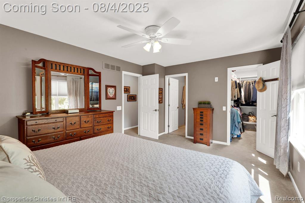 642 Whitney Drive, Rochester Hills, MI 48307 — Photo 22