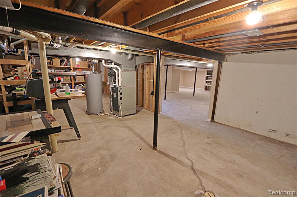 6198 Raintree Drive, Canton, MI 48187 — Photo 35