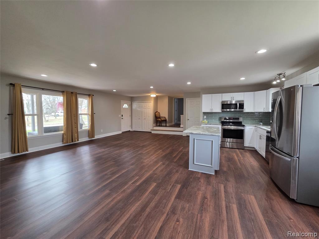 5372 Moceri Lane, Grand Blanc, MI 48439 — Photo 6