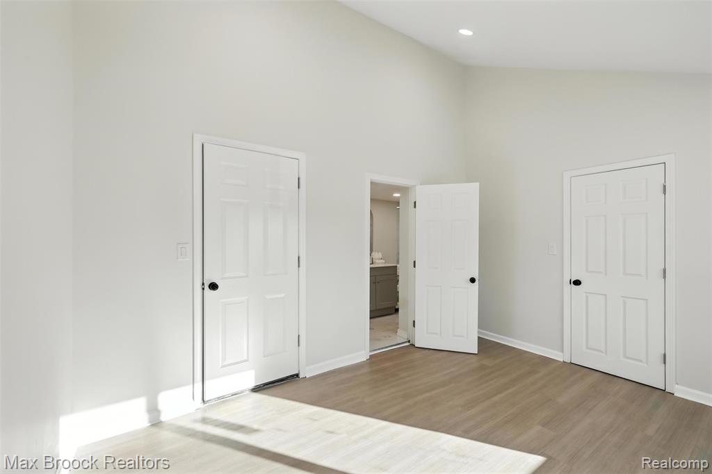5561 Delmas Road, Clarkston, MI 48348 — Photo 28
