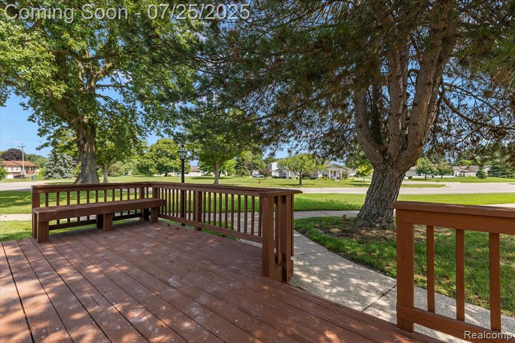 39869 Village Wood Lane, Novi, MI — Photo 6