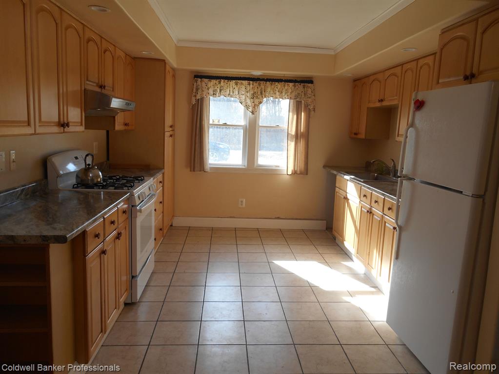 1651 CASTLE Road, North Branch, MI 48461 — Photo 6