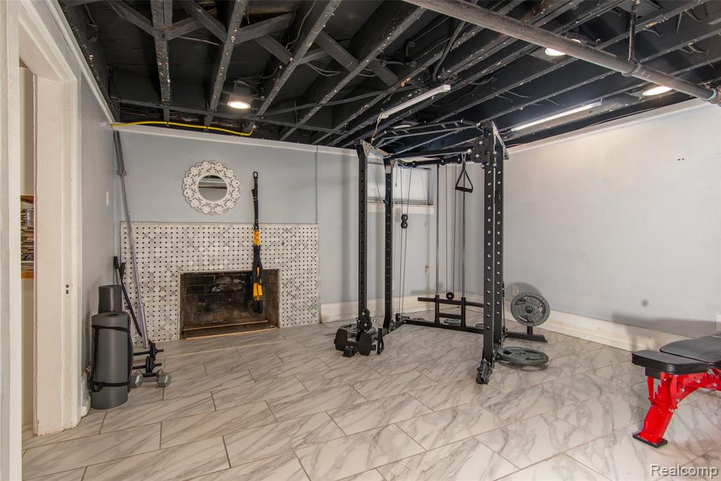 22 Edison Street, Detroit, MI 48202 — Photo 39