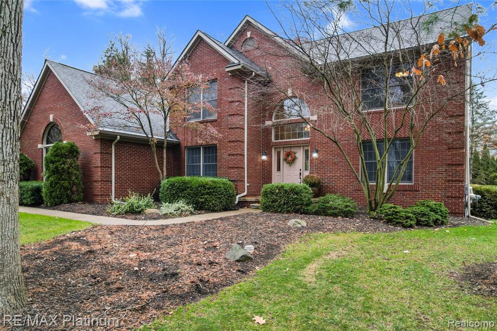 8039 Boulder Ridge Court, Brighton, MI 48116 — front exterior