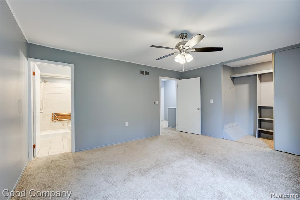 2030 WICKHAM Street, Royal Oak, MI 48073 — Photo 25