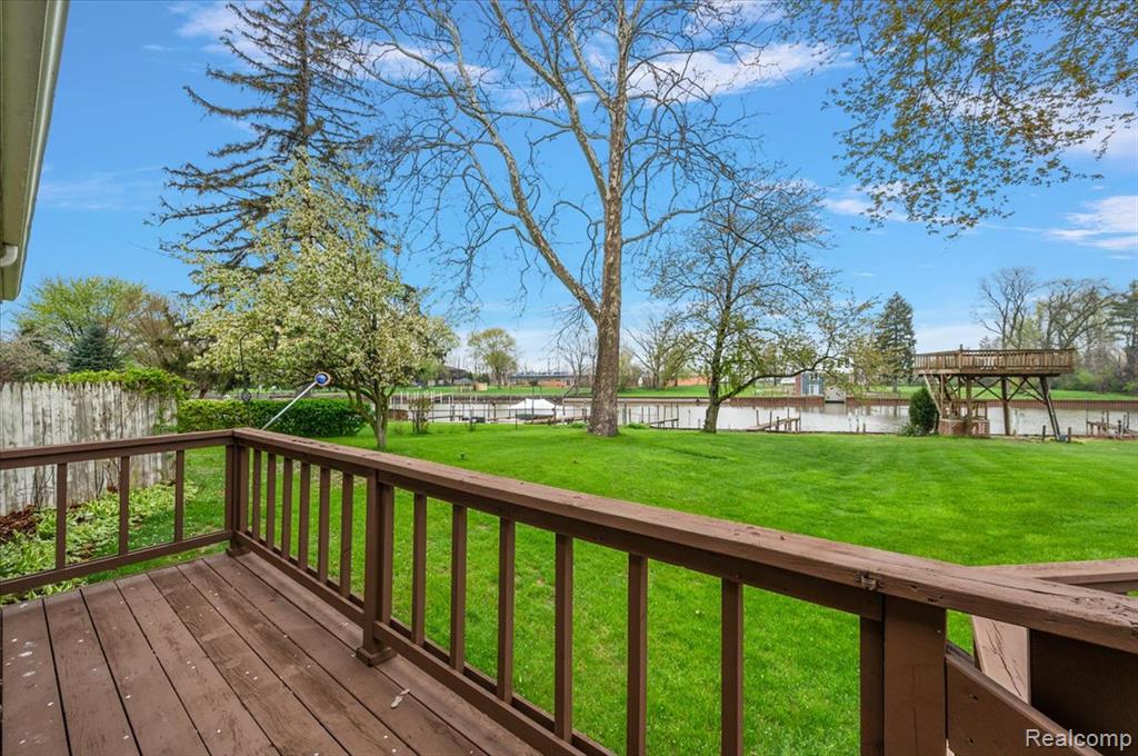 25651 S River Road, Harrison Township, MI — Photo 43