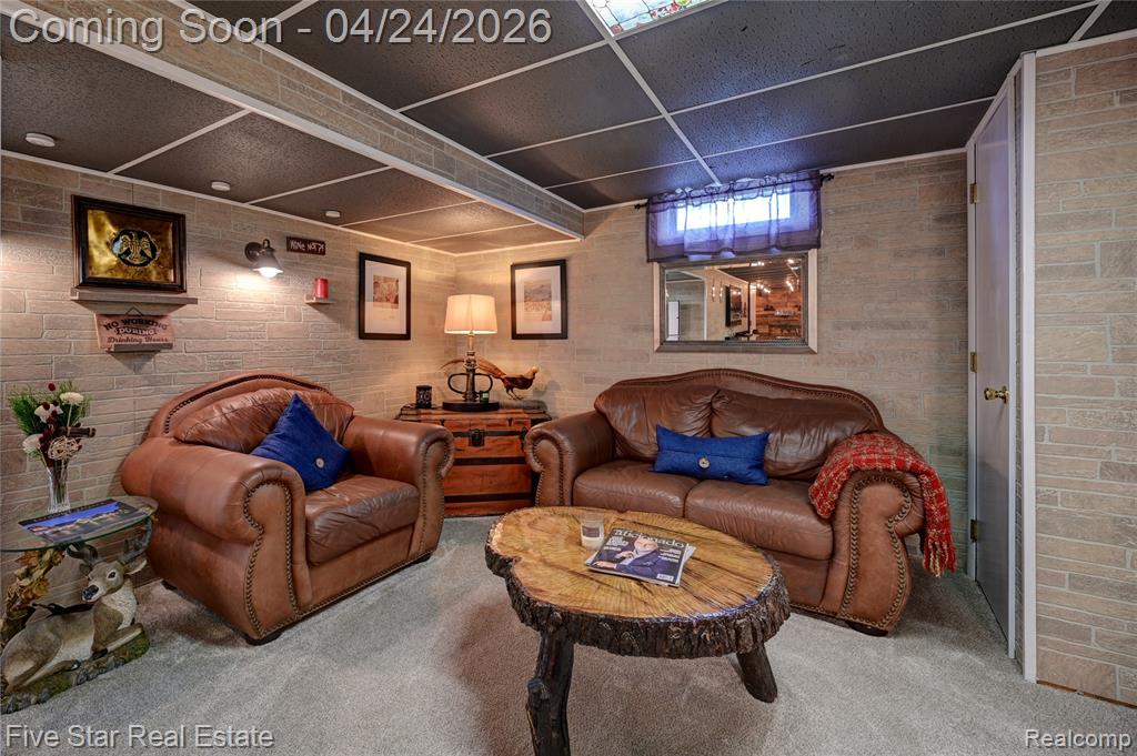 2995 Beaumont Drive, Highland, MI 48356 — Photo 36