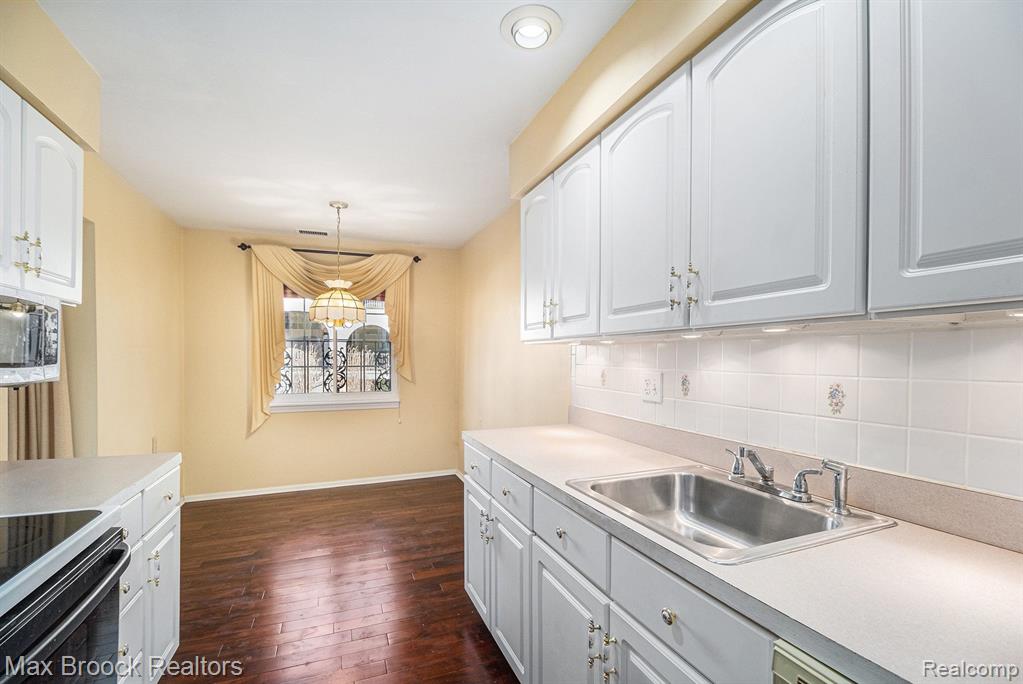42160 WOODWARD Avenue, 25, Bloomfield Hills, MI 48304 — Photo 7