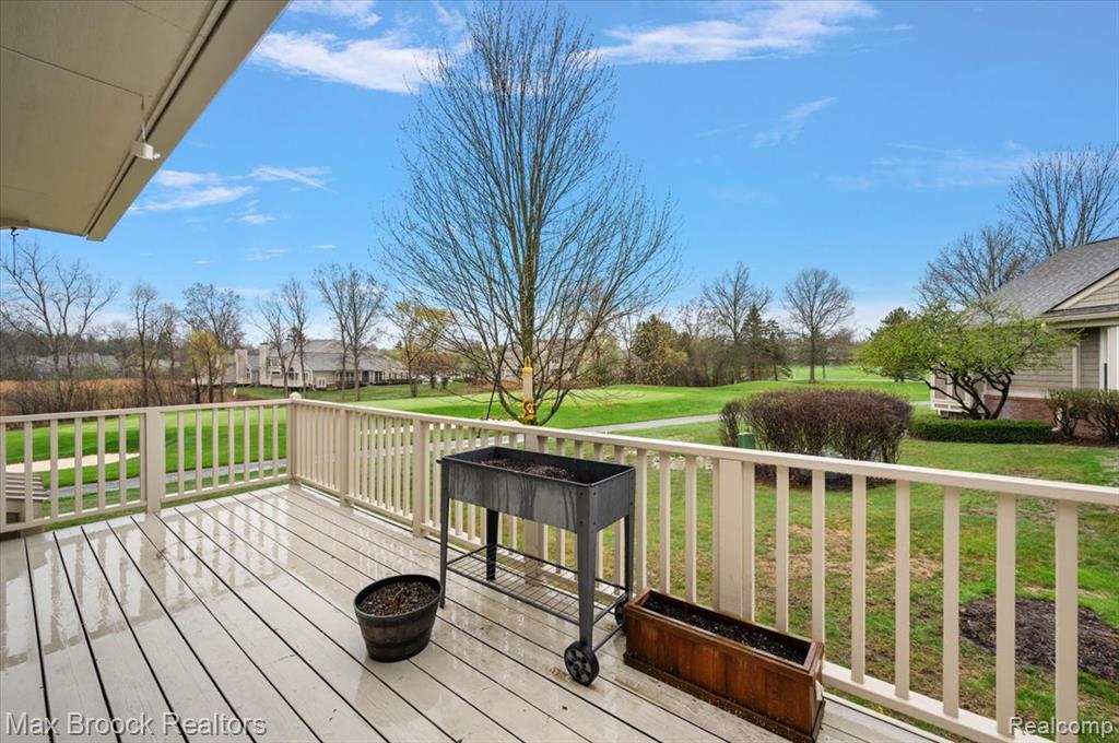 888 Tartan Trail, Bloomfield Hills, MI 48304 — Photo 39