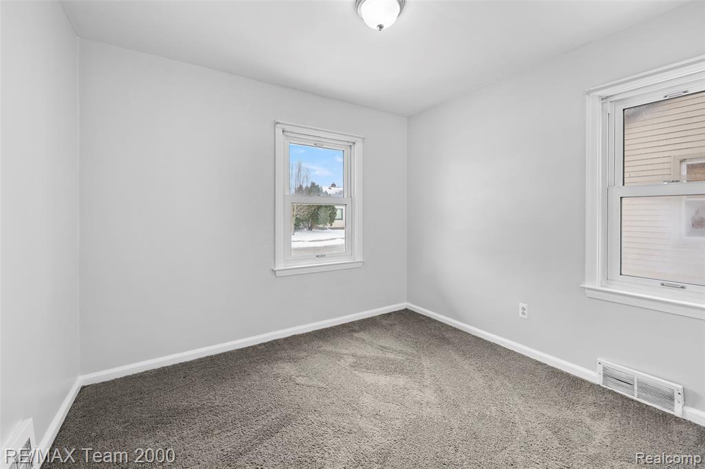 6244 Kendal Street, Dearborn, MI 48126 — Photo 14