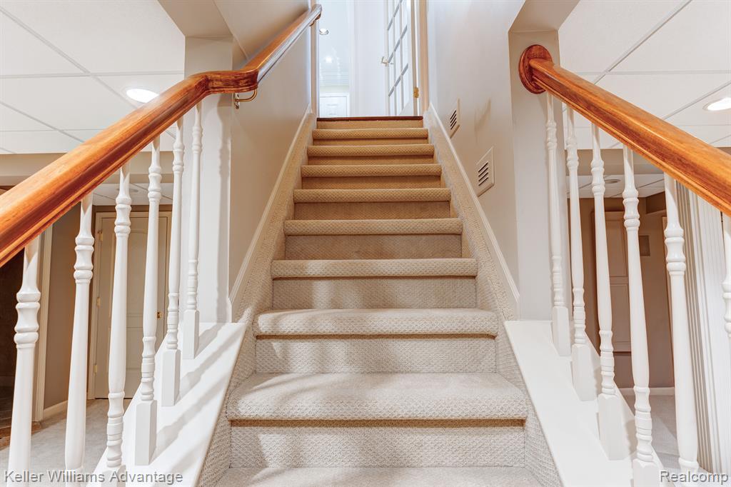 16131 Winchester Drive, Northville, MI 48168 — Photo 23